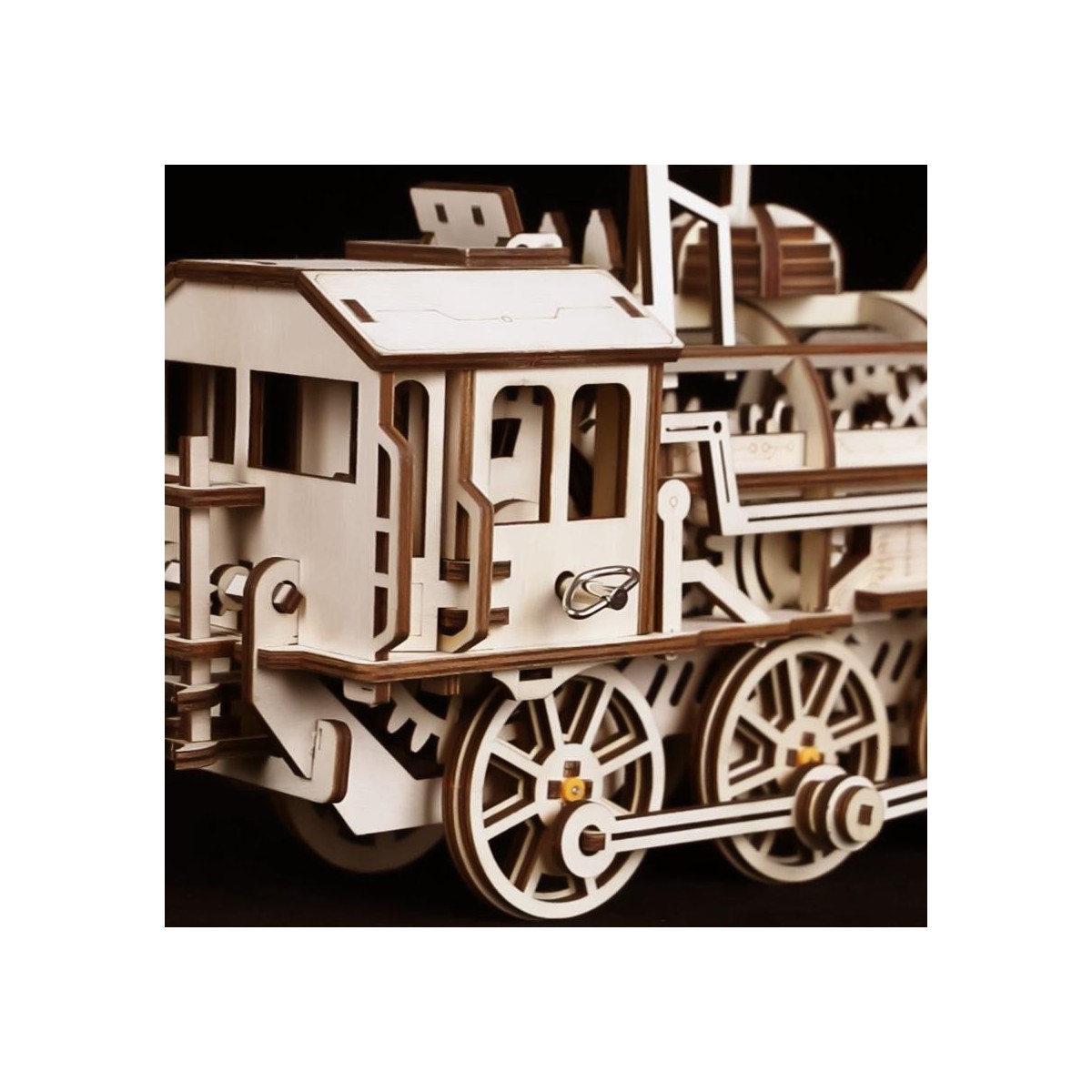 Maquette en bois Locomotive animée