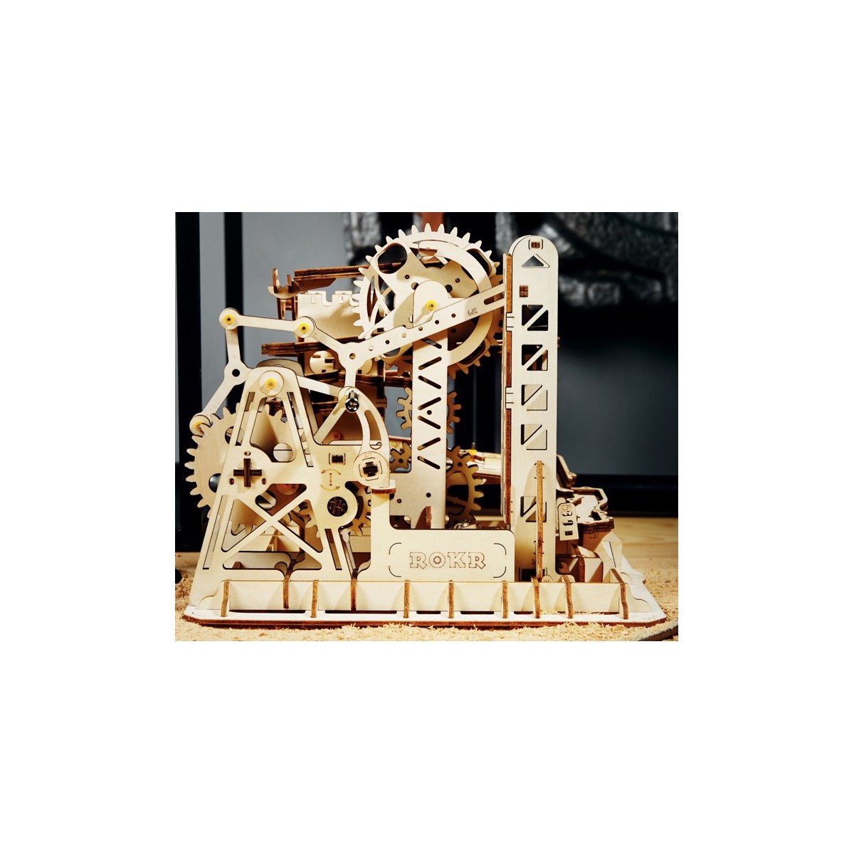 Maquette en bois animée Circuit de billes