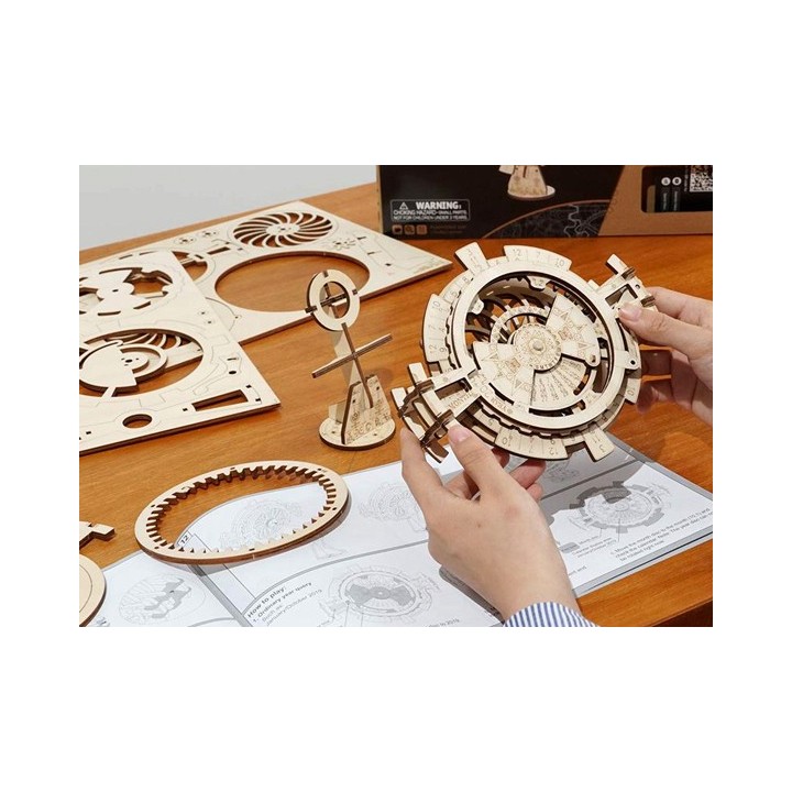 Maquette en bois Calendrier circulaire