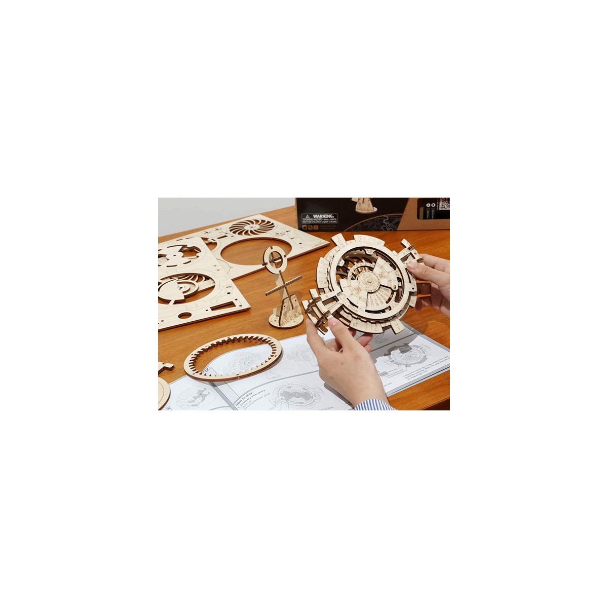 Maquette en bois Calendrier circulaire