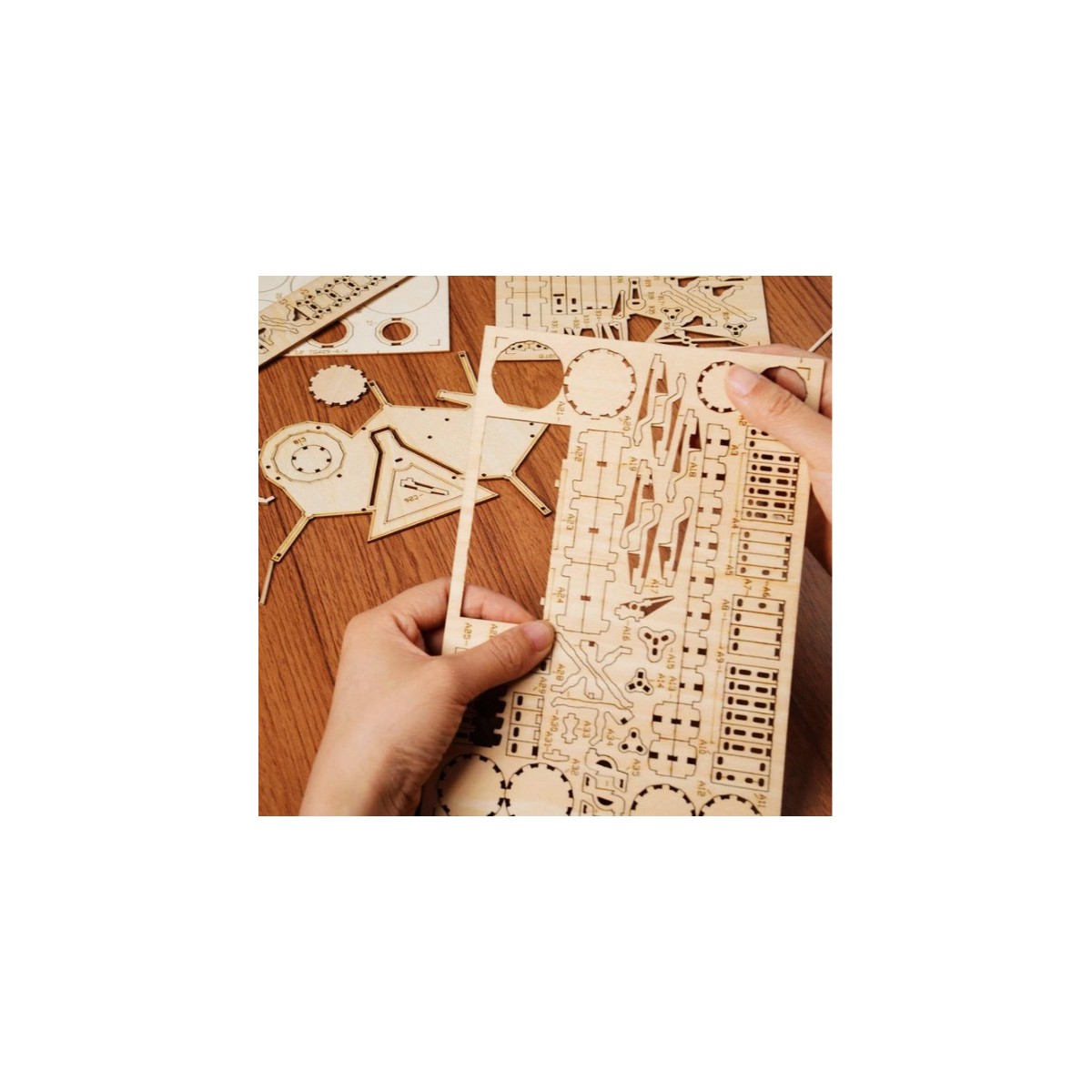 Maquette en bois Batterie
