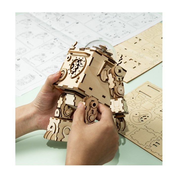 Maquette en Bois Robot musical lumineux animé