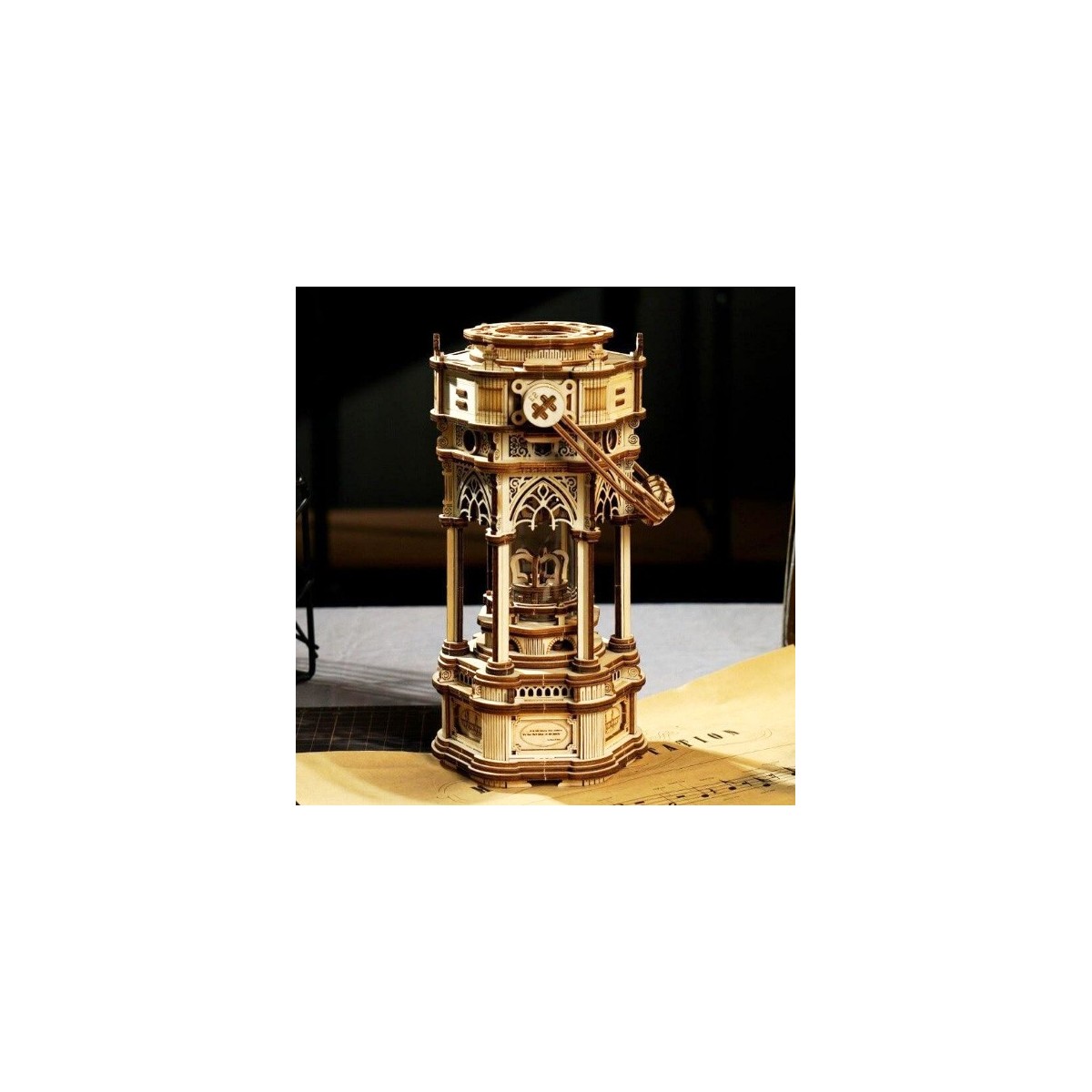Maquette en bois Lanterne musicale lumineuse