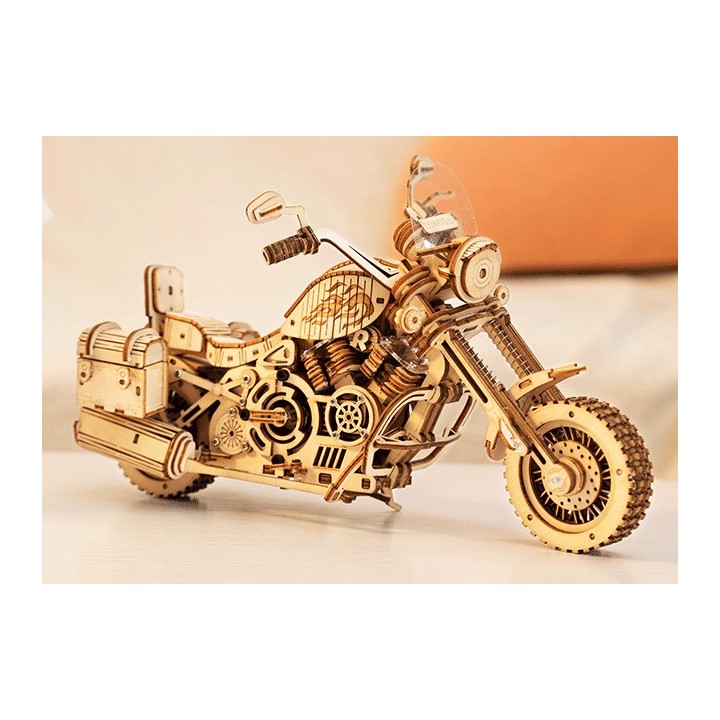 Maquette en bois moto animée