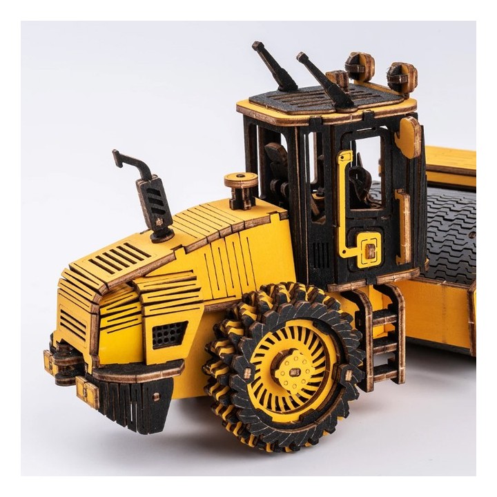 Maquette en bois Rouleau compresseur jaune