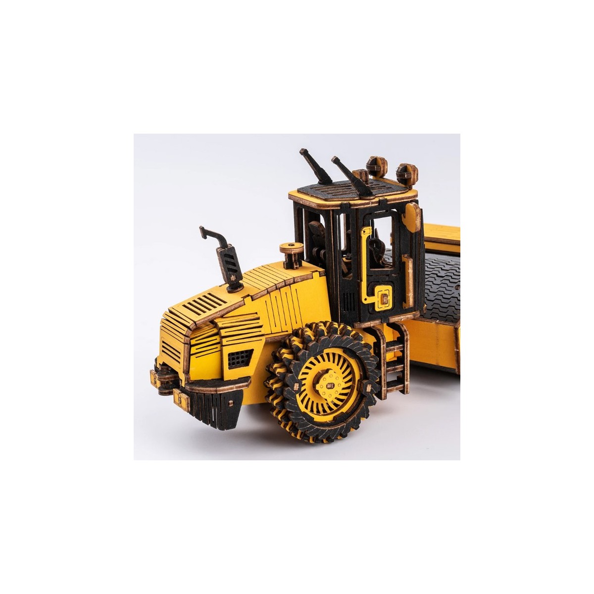 Maquette en bois Rouleau compresseur jaune