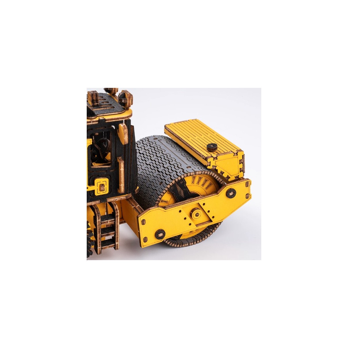 Maquette en bois Rouleau compresseur jaune
