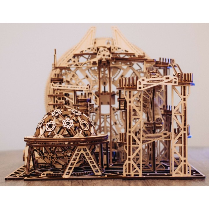 Maquette en bois animée Circuit de billes Galaxie motorisé