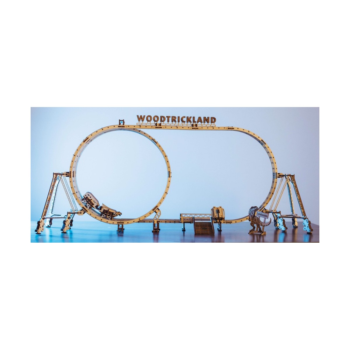 Maquette en bois animée Montagnes russes