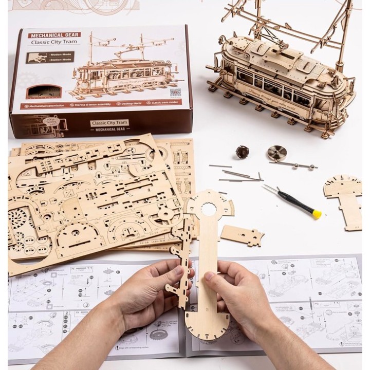 Maquette en bois animée Tramway vintage