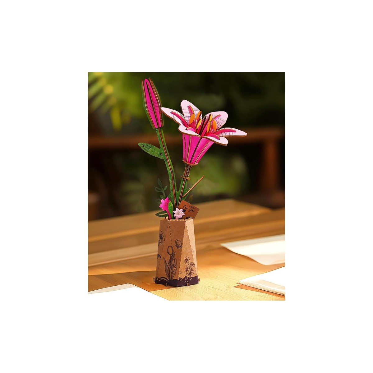 Maquette en bois Fleur Lys rose