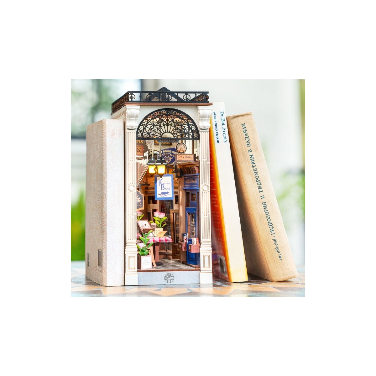 Maquette en bois lumineuse Serre-livres Halles de Paris