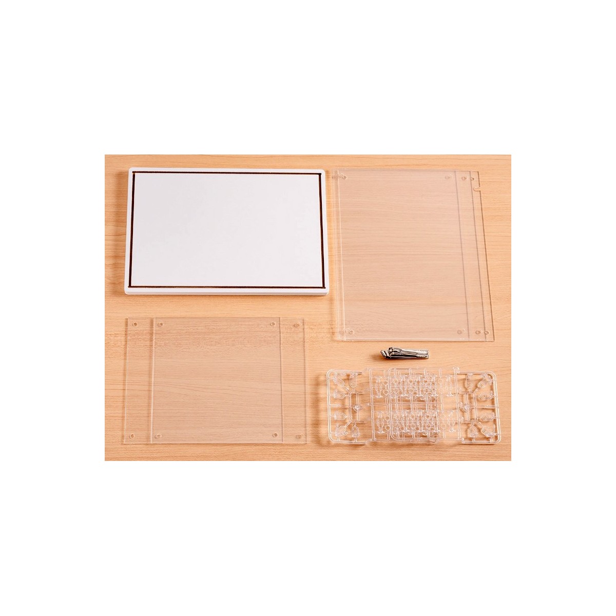 Boïte de présentation transparente anti-poussière