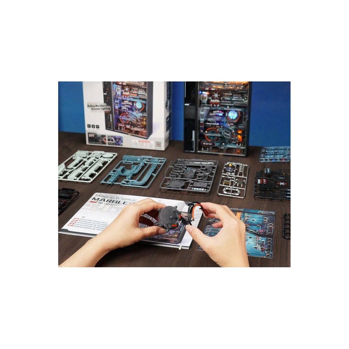 Maquette Circuit de billes futuriste motorisée 187 cm