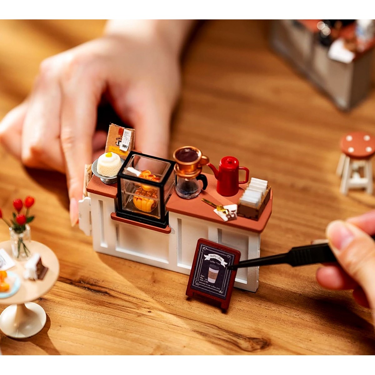 Maquette en bois lumineuse Café