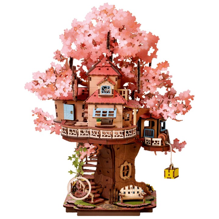 Maquette en bois maison dans les arbres