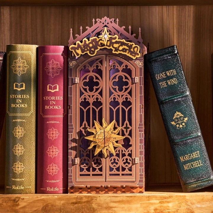 Maquette en bois lumineuse Serre-livres Coin Magique