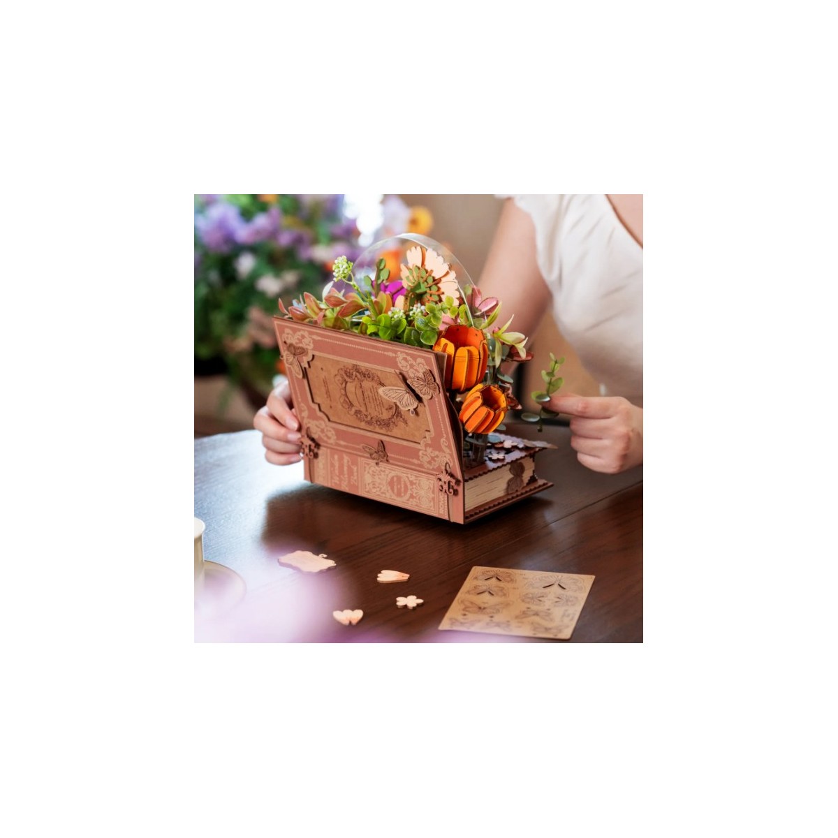 Maquette en bois Livre fleuri